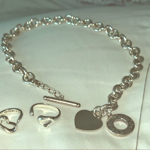 Tiffany Heart Toggle necklace - Picture 1 of 1